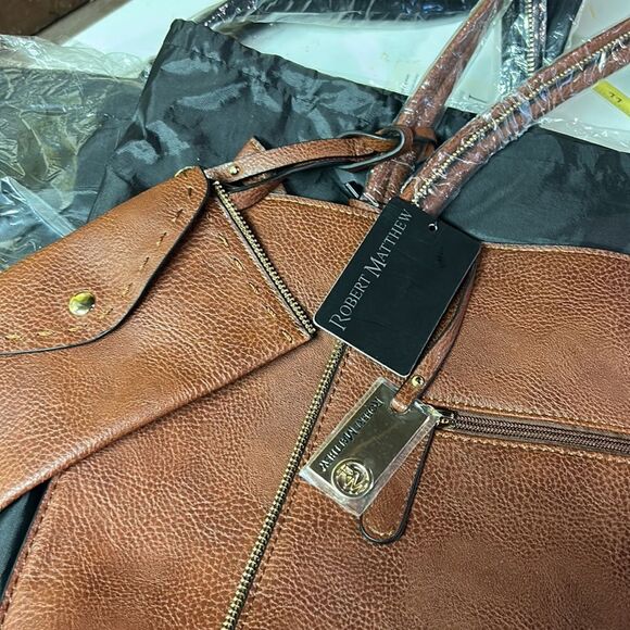 Robert Matthew Brown, beautiful bag leather also have it in black - Picture 2 of 7